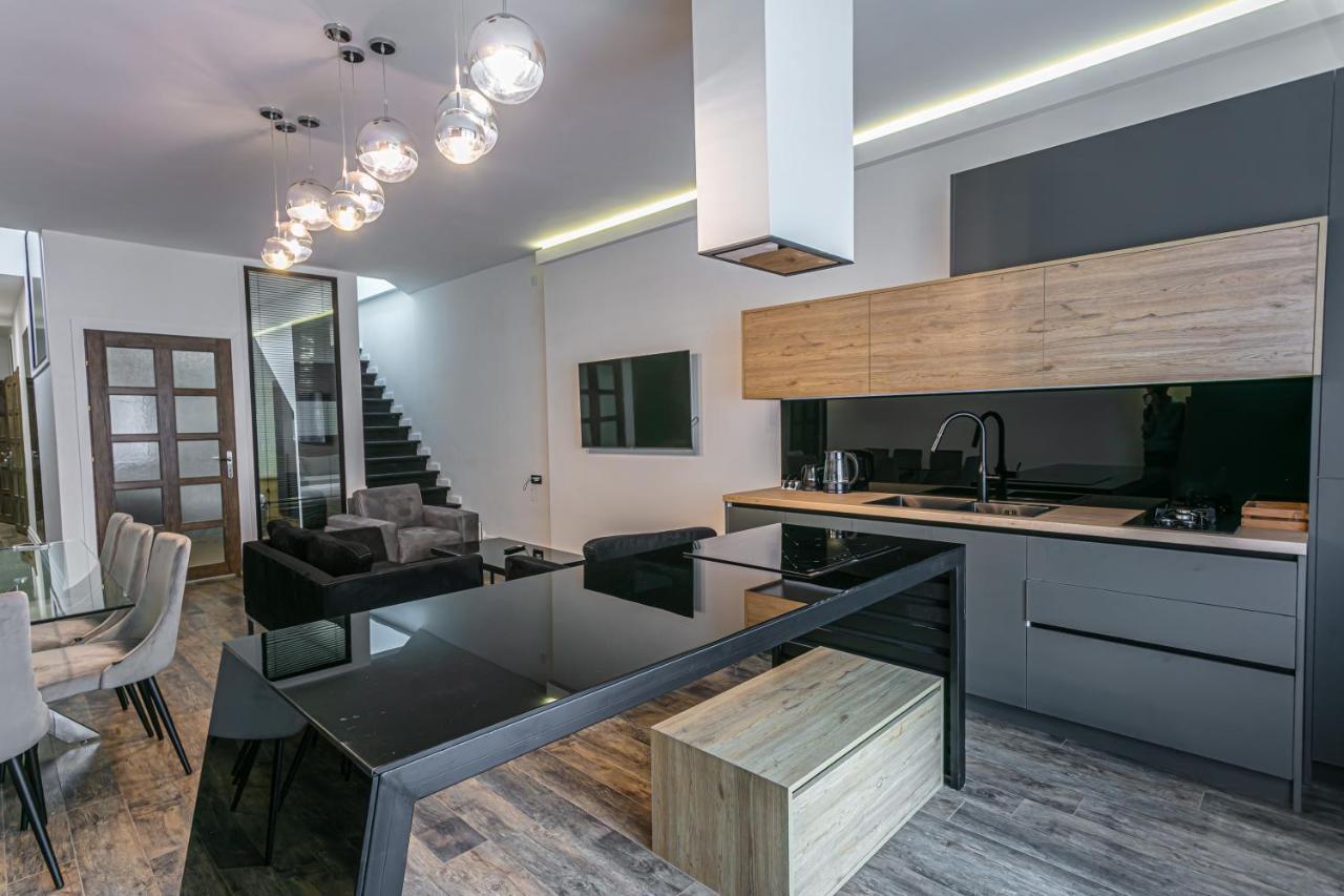 Luxe Apartment In Center Jereván Kültér fotó