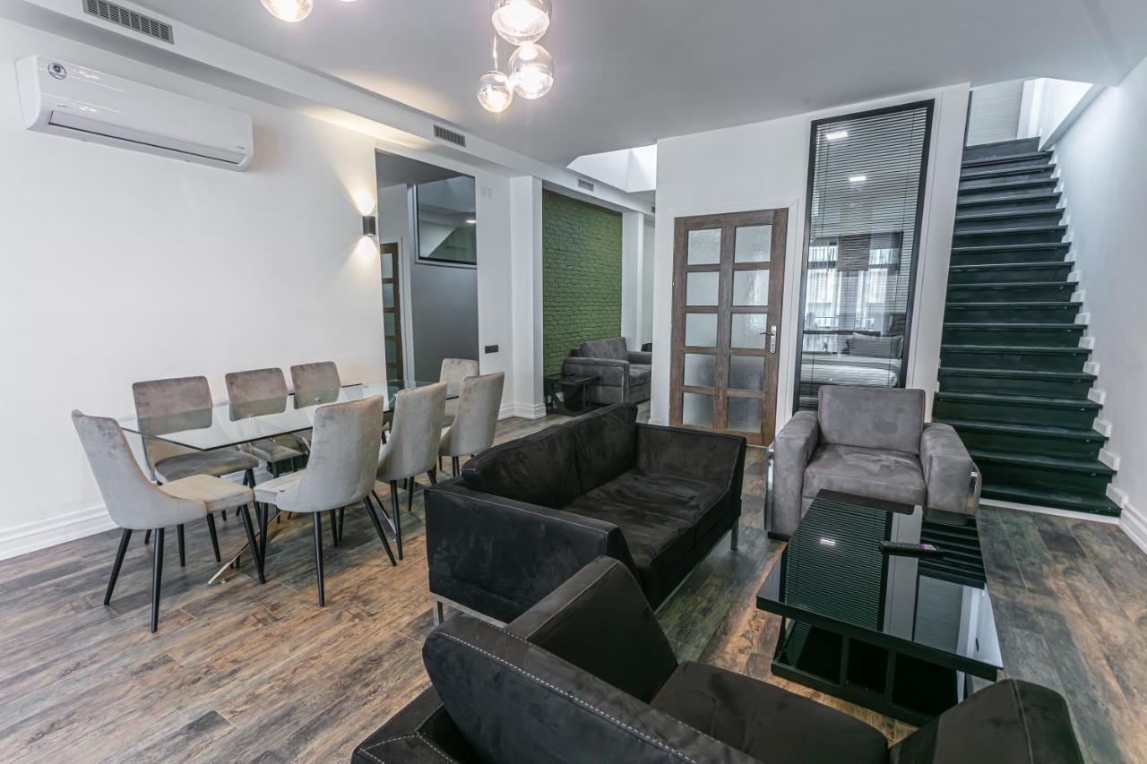 Luxe Apartment In Center Jereván Kültér fotó