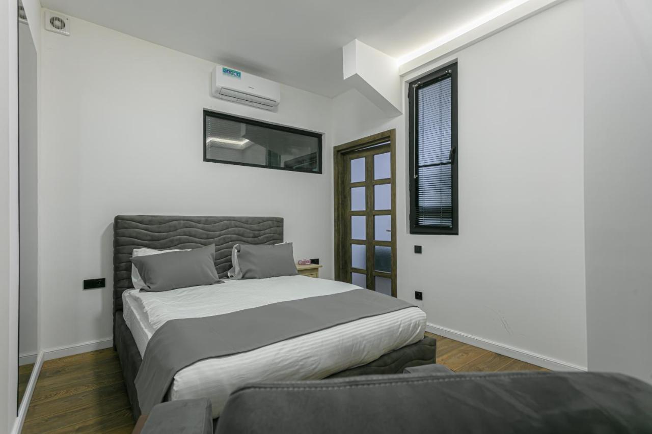Luxe Apartment In Center Jereván Kültér fotó