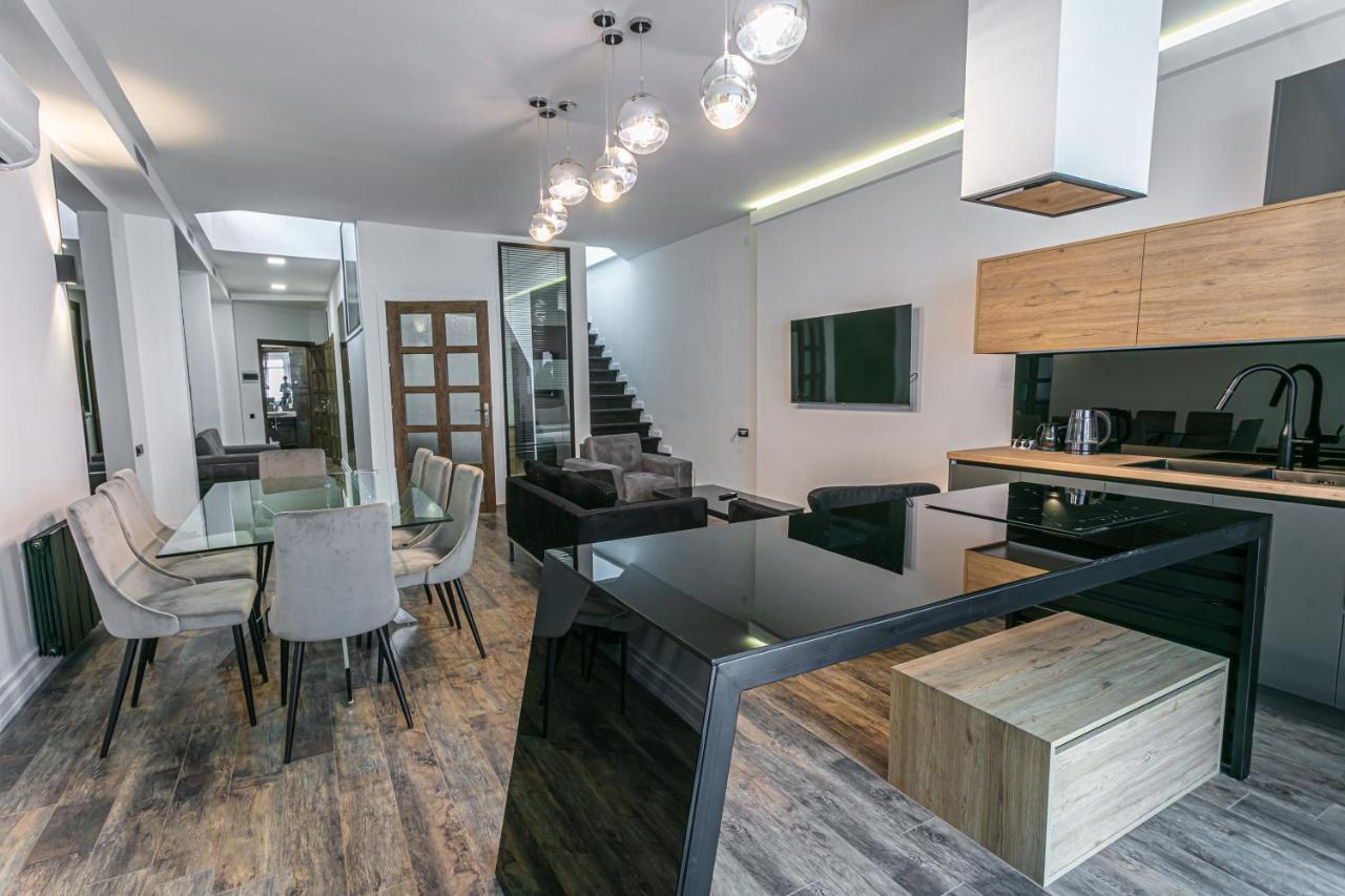 Luxe Apartment In Center Jereván Kültér fotó